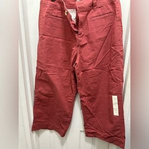 Light red wide leg cropped pants, NWT. Size 14